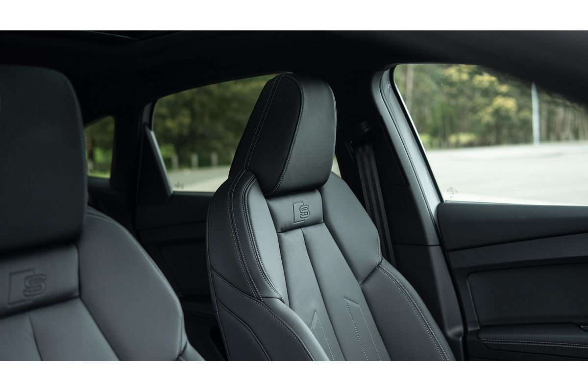 2024 Audi Q4 e-tron 55 F4
