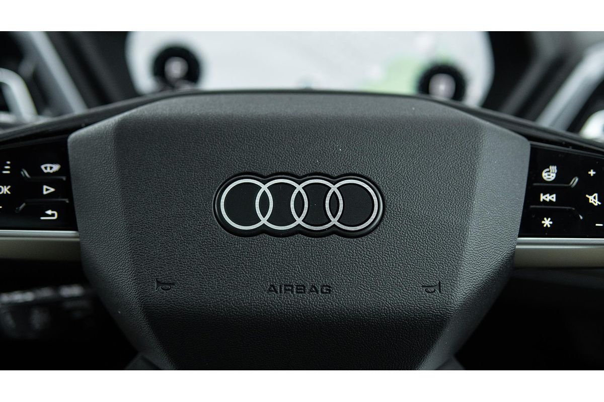 2024 Audi Q4 e-tron 55 F4