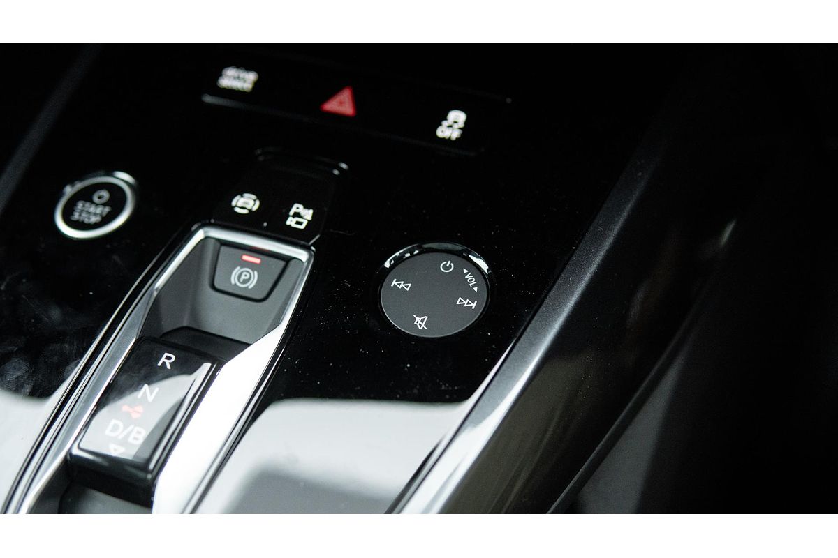 2024 Audi Q4 e-tron 55 F4