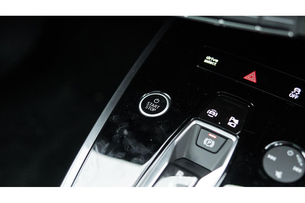 2024 Audi Q4 e-tron 55 F4