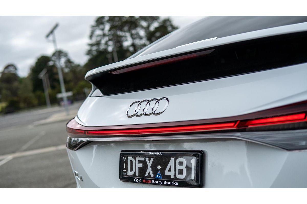 2024 Audi Q4 e-tron 55 F4