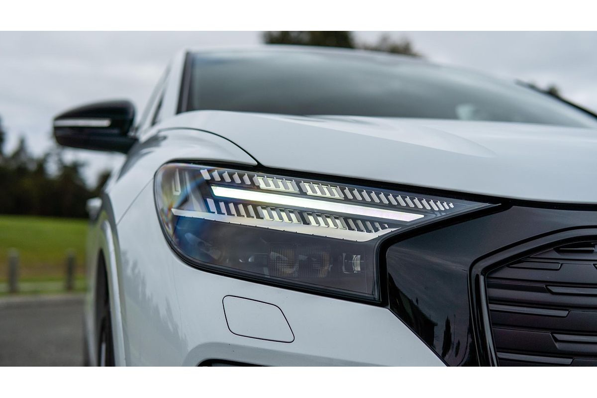 2024 Audi Q4 e-tron 55 F4