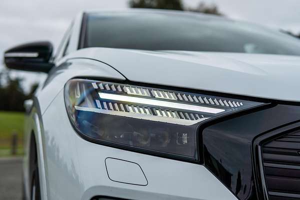 2024 Audi Q4 e-tron 55 F4