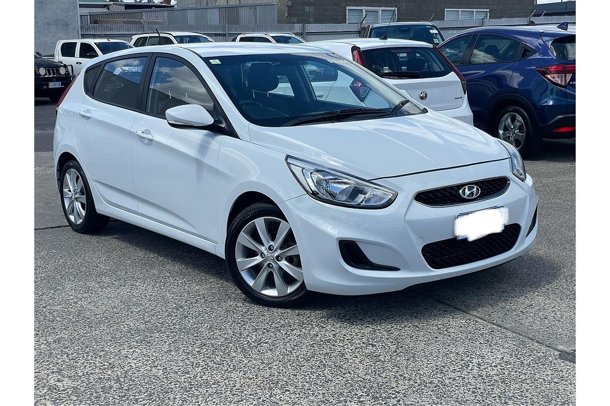 2018 Hyundai Accent Sport RB6