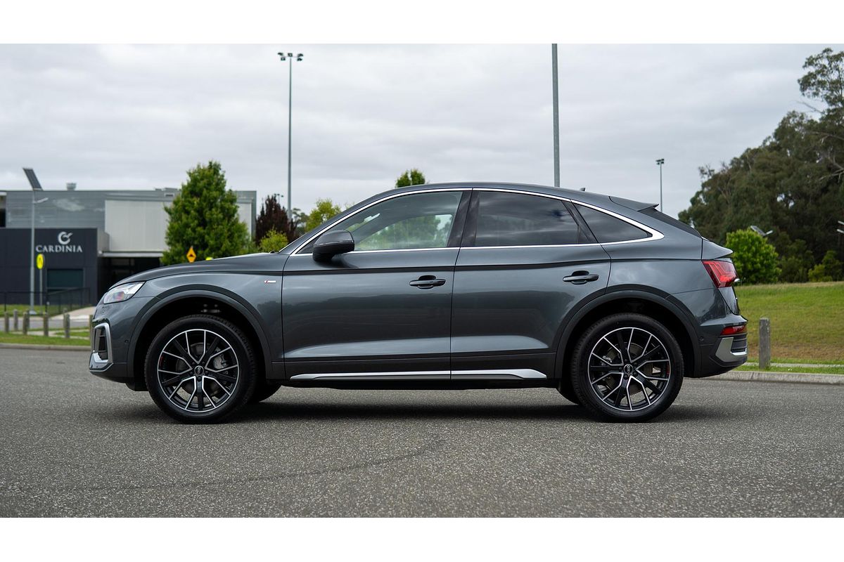 2024 Audi Q5 45 TFSI S Line FY