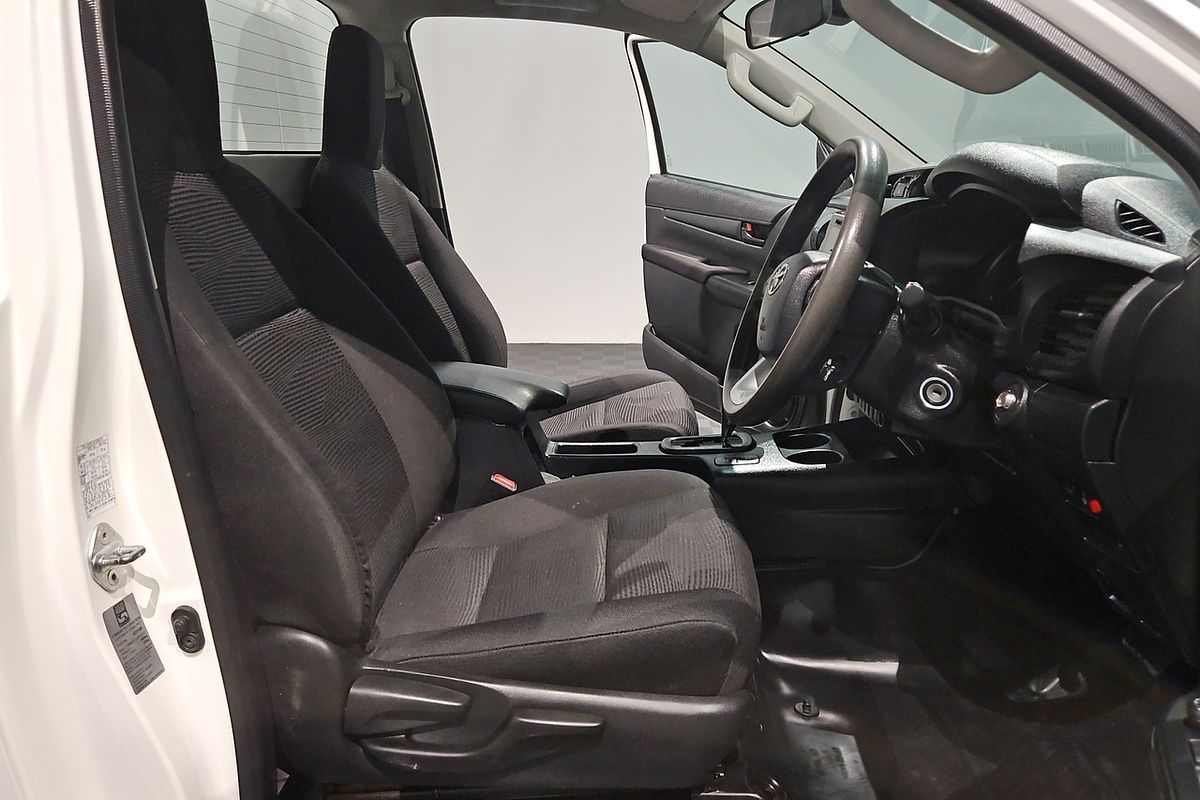 2019 Toyota Hilux SR GUN126R 4X4