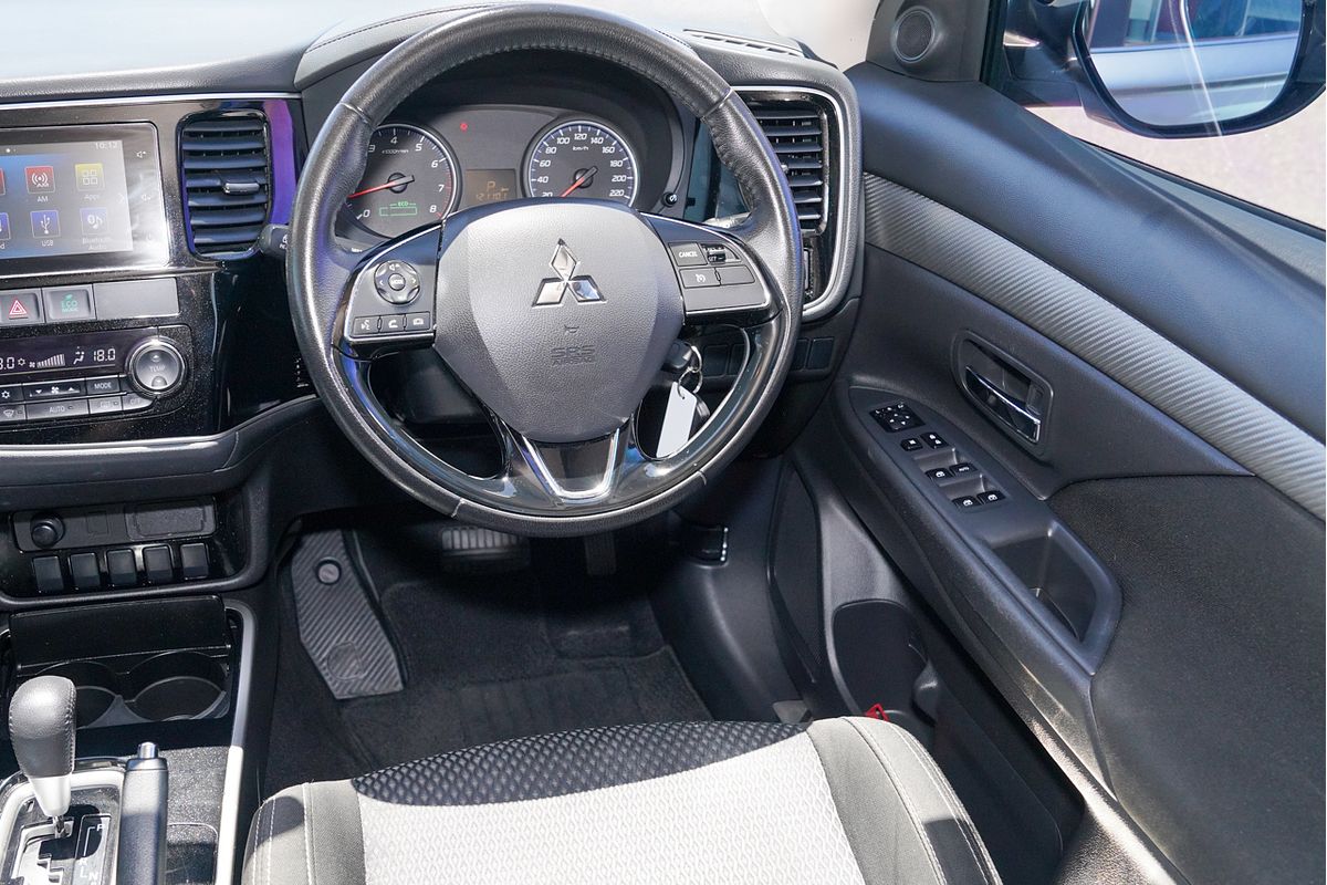 2017 Mitsubishi Outlander LS ZK