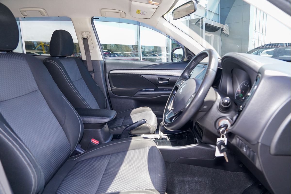 2017 Mitsubishi Outlander LS ZK