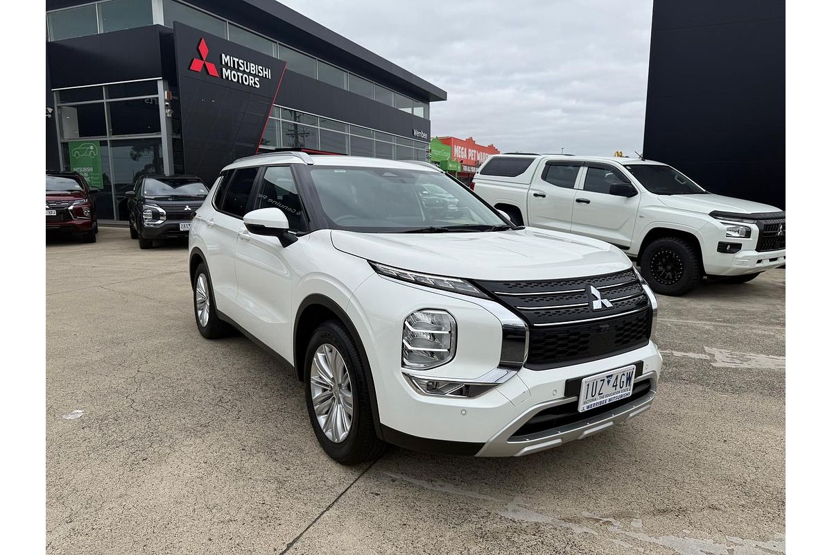 2022 Mitsubishi Outlander LS ZM