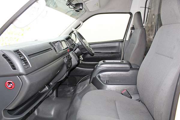 2017 Toyota Hiace KDH221R