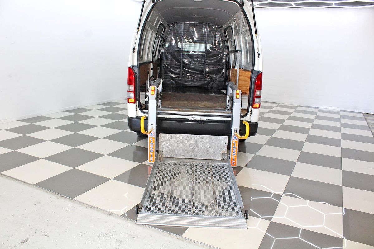 2017 Toyota Hiace KDH221R