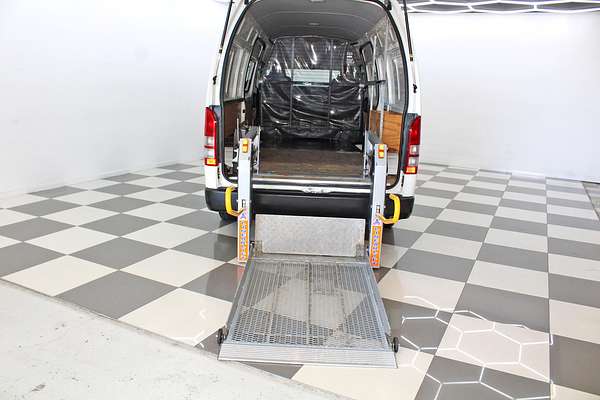 2017 Toyota Hiace KDH221R