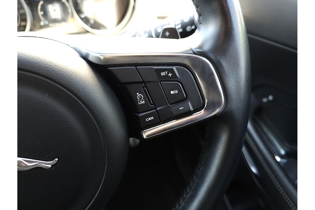 2018 Jaguar E-PACE P250 R-Dynamic S X540