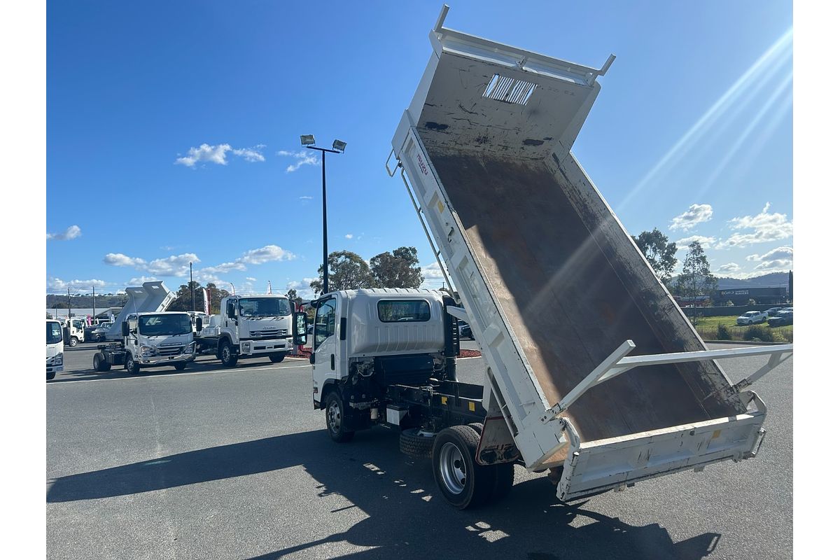 2021 Isuzu N Series NPR 65/45-190 Tipper