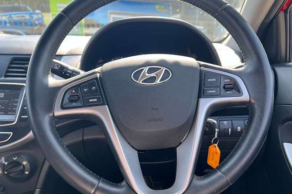 2019 Hyundai Accent Sport RB6