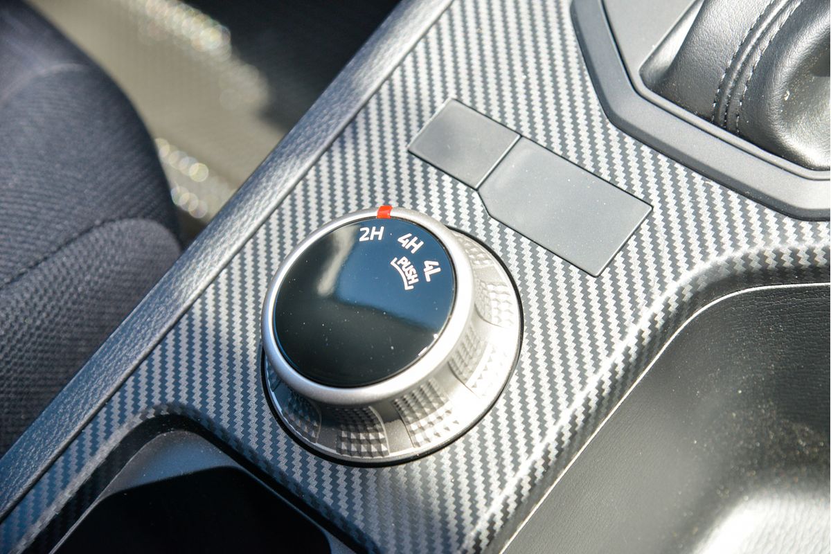 2024 Mitsubishi Triton GLX MV 4X4