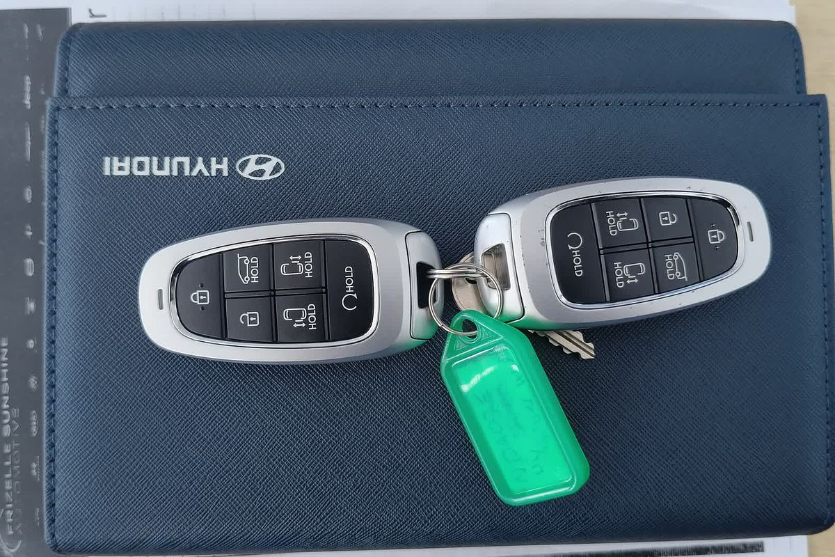 2023 Hyundai STARIA Highlander US4.V2