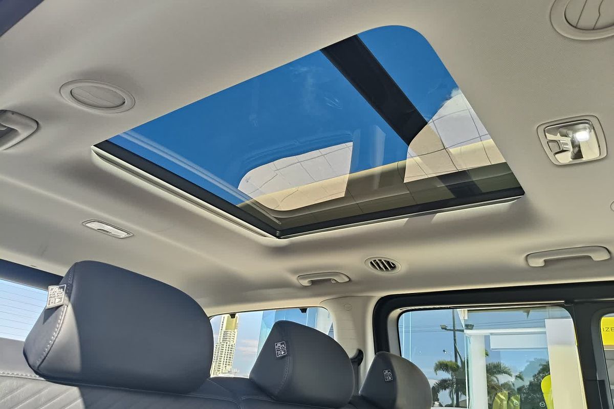 2023 Hyundai STARIA Highlander US4.V2
