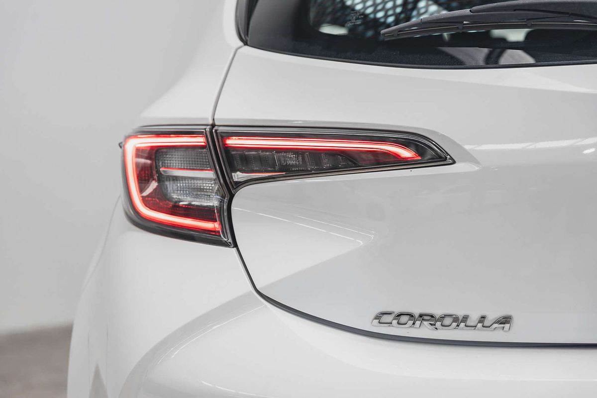 2020 Toyota Corolla Ascent Sport Hybrid ZWE211R