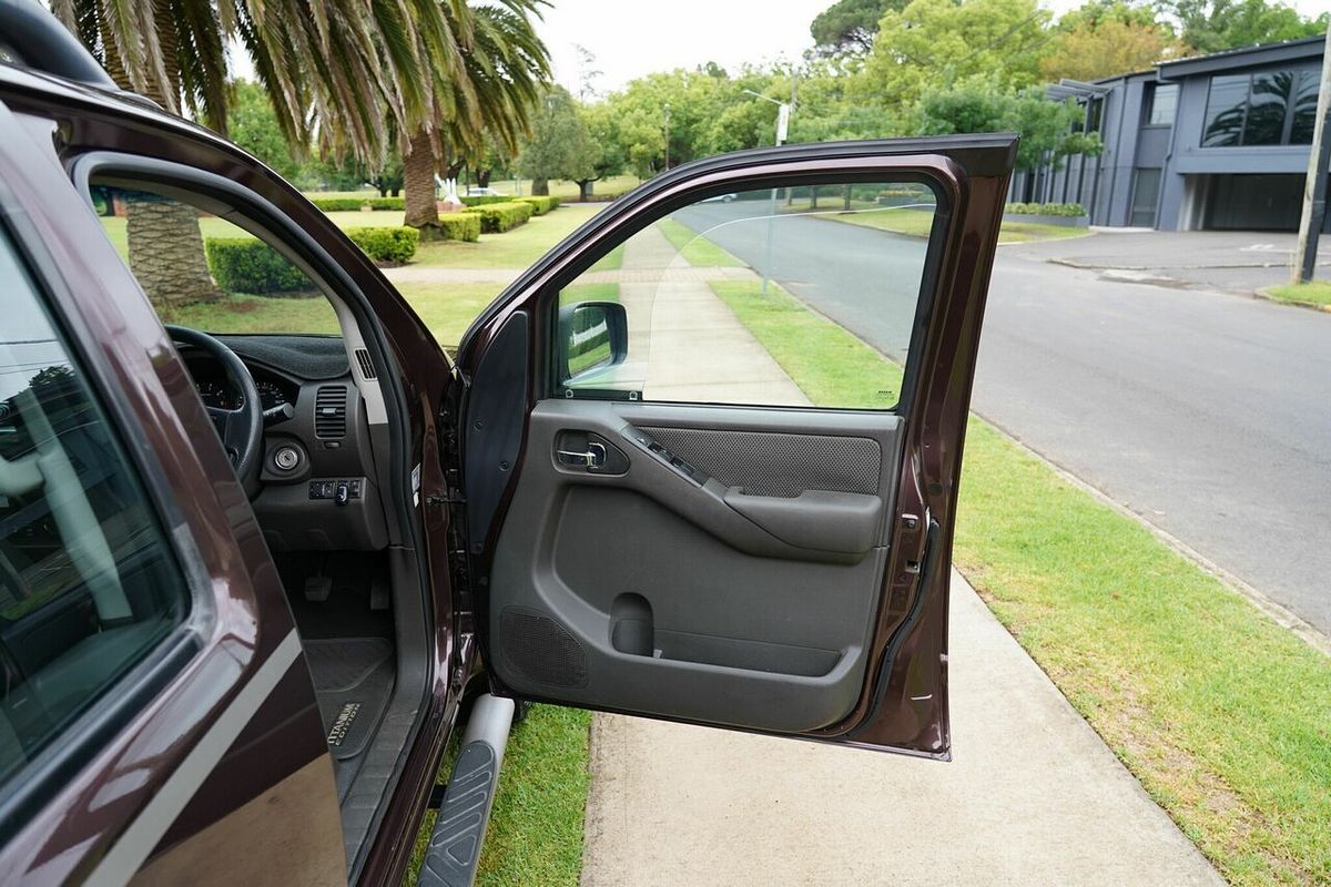 2009 Nissan Navara Titanium Edition (4x4) D40 4X4