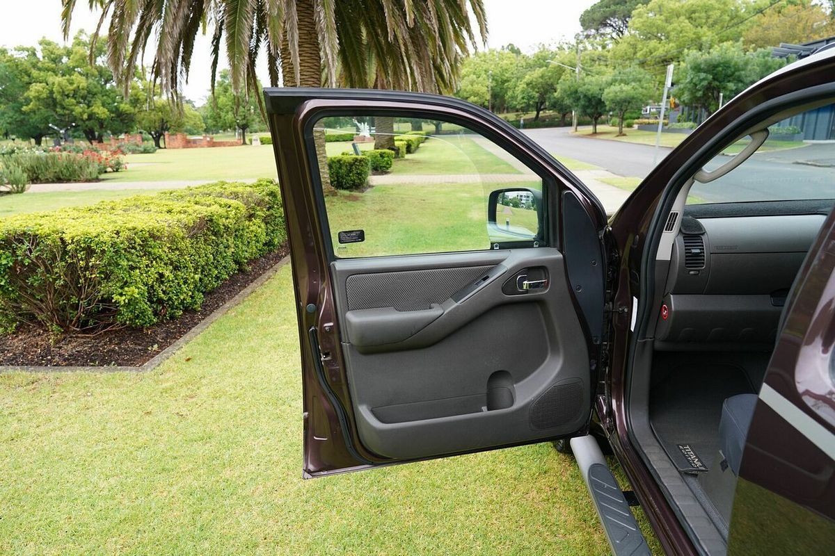 2009 Nissan Navara Titanium Edition (4x4) D40 4X4