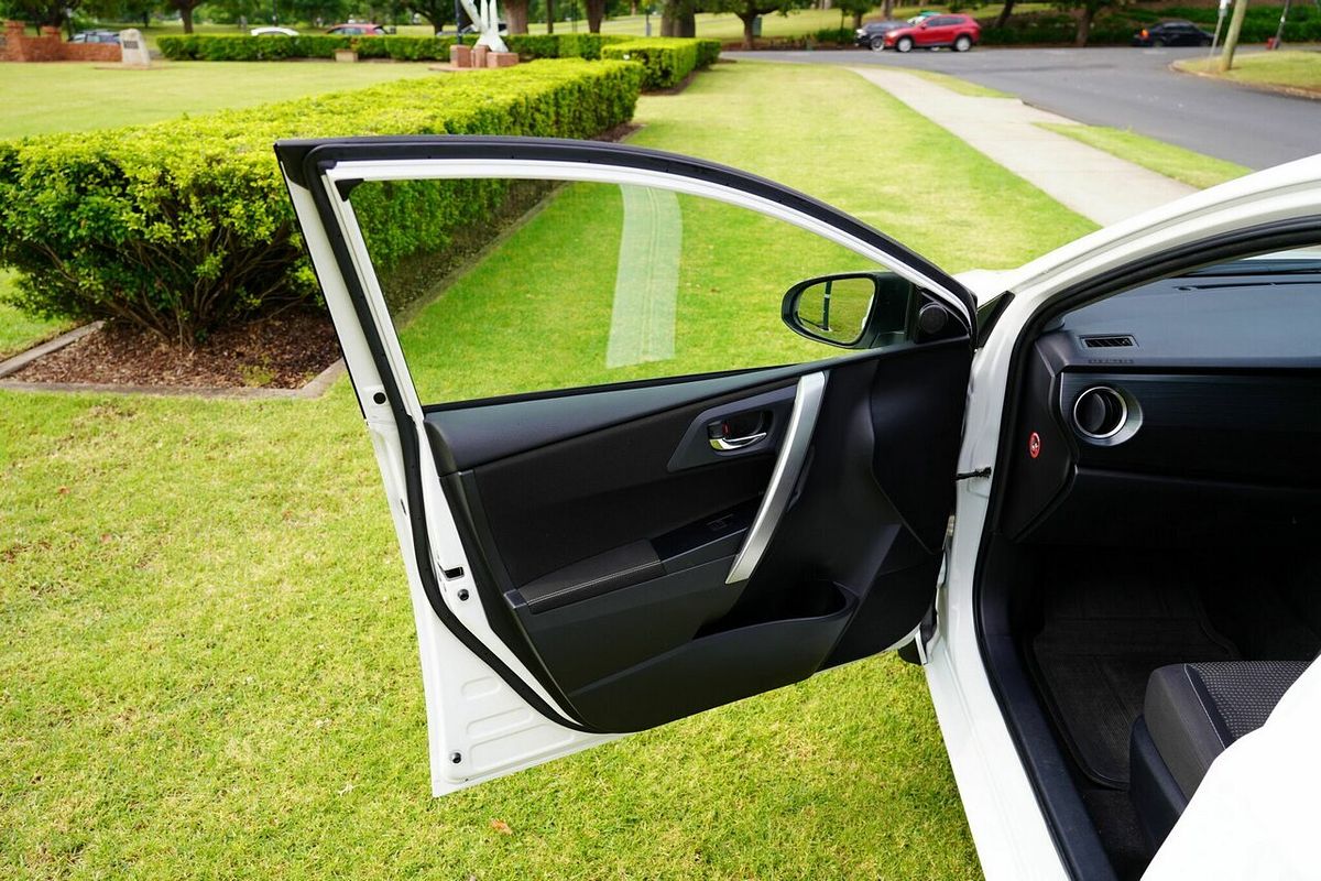 2014 Toyota Corolla Ascent ZRE182R