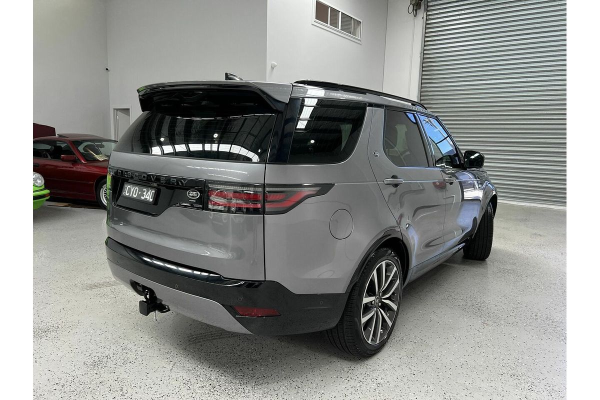 2021 Land Rover Discovery D300 R-Dynamic SE Series 5