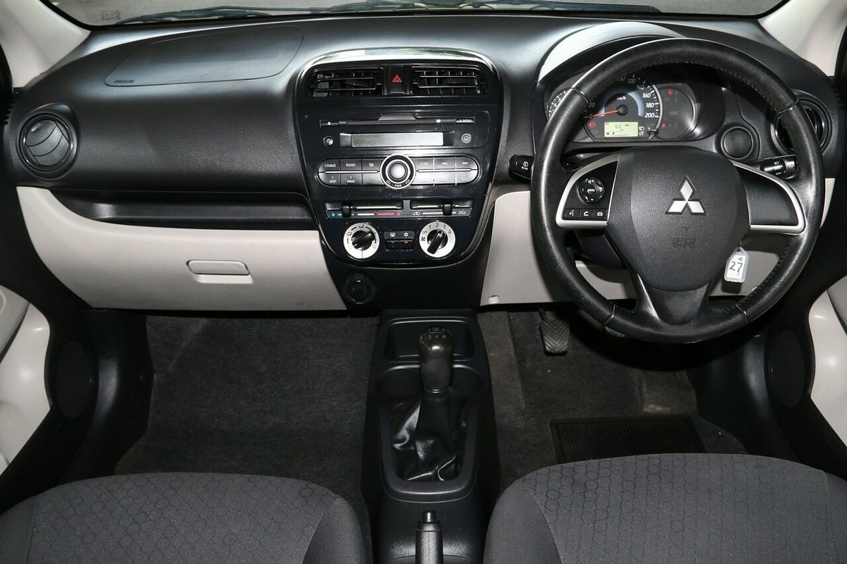 2013 Mitsubishi Mirage LA