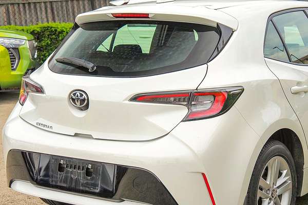 2021 Toyota Corolla Ascent Sport MZEA12R