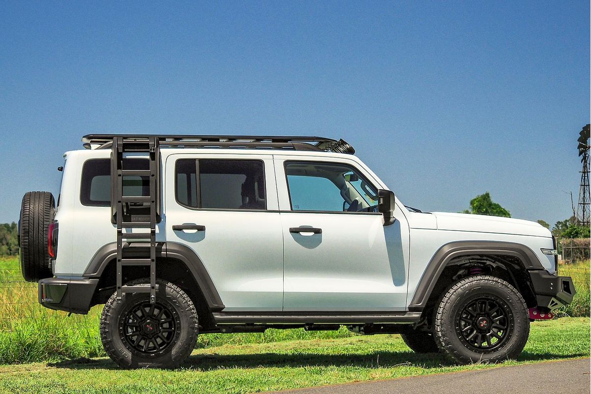 2024 GWM Tank 300 Ultra P01