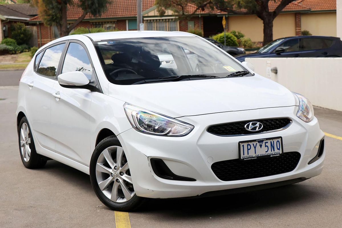 2019 Hyundai Accent Sport RB6