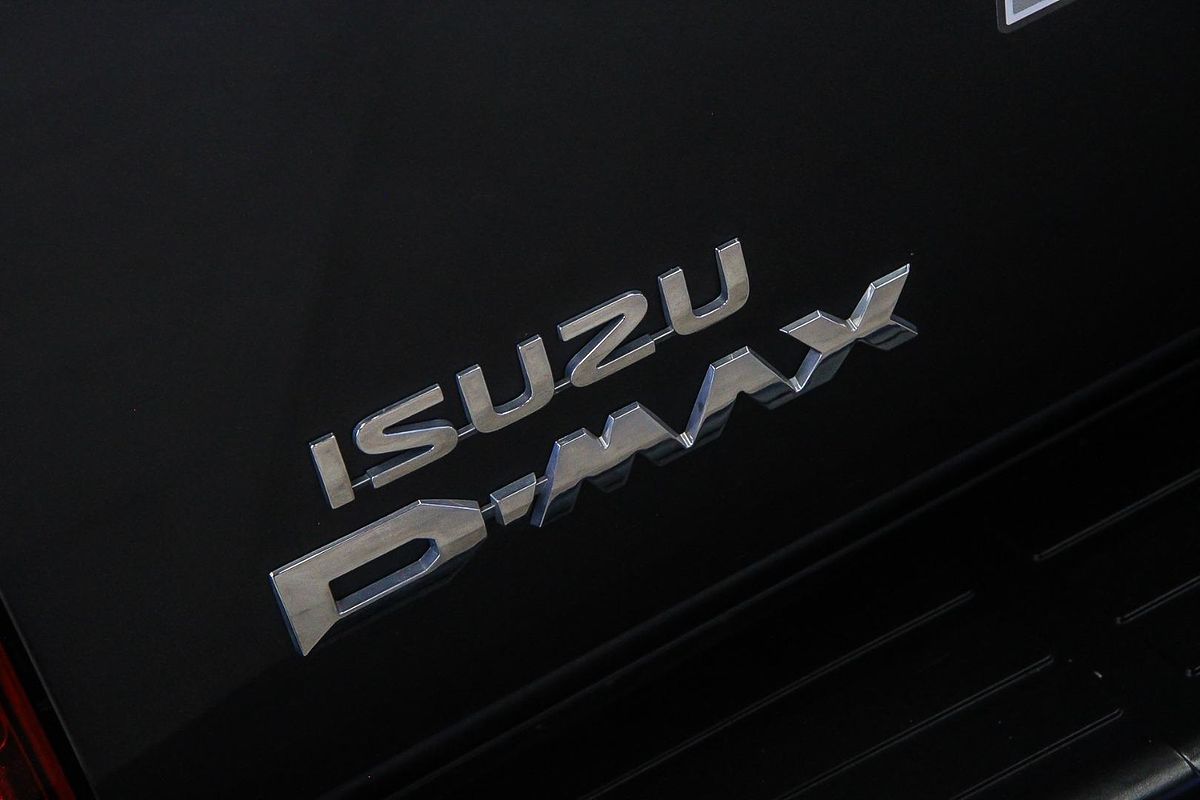 2019 Isuzu D-MAX SX High Ride Rear Wheel Drive