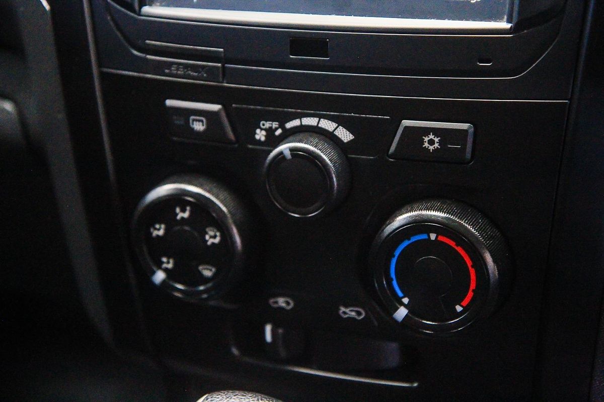 2019 Isuzu D-MAX SX High Ride Rear Wheel Drive