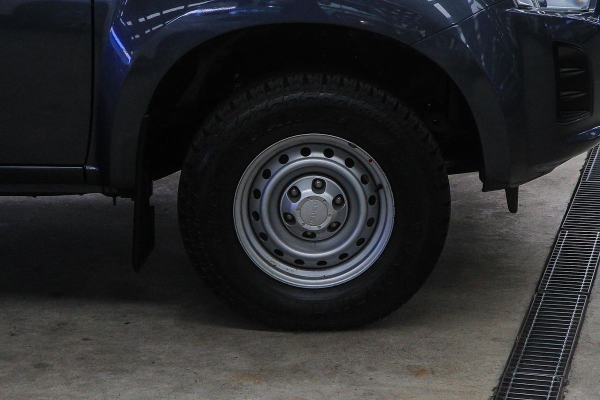 2019 Isuzu D-MAX SX High Ride Rear Wheel Drive