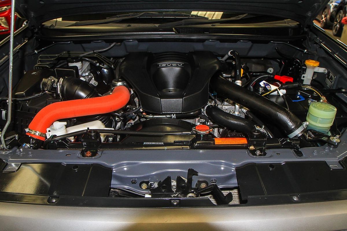 2019 Isuzu D-MAX SX High Ride Rear Wheel Drive