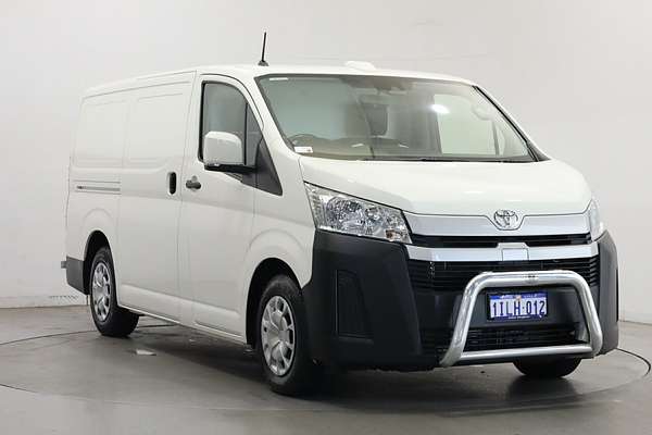 2022 Toyota Hiace GDH300R LWB