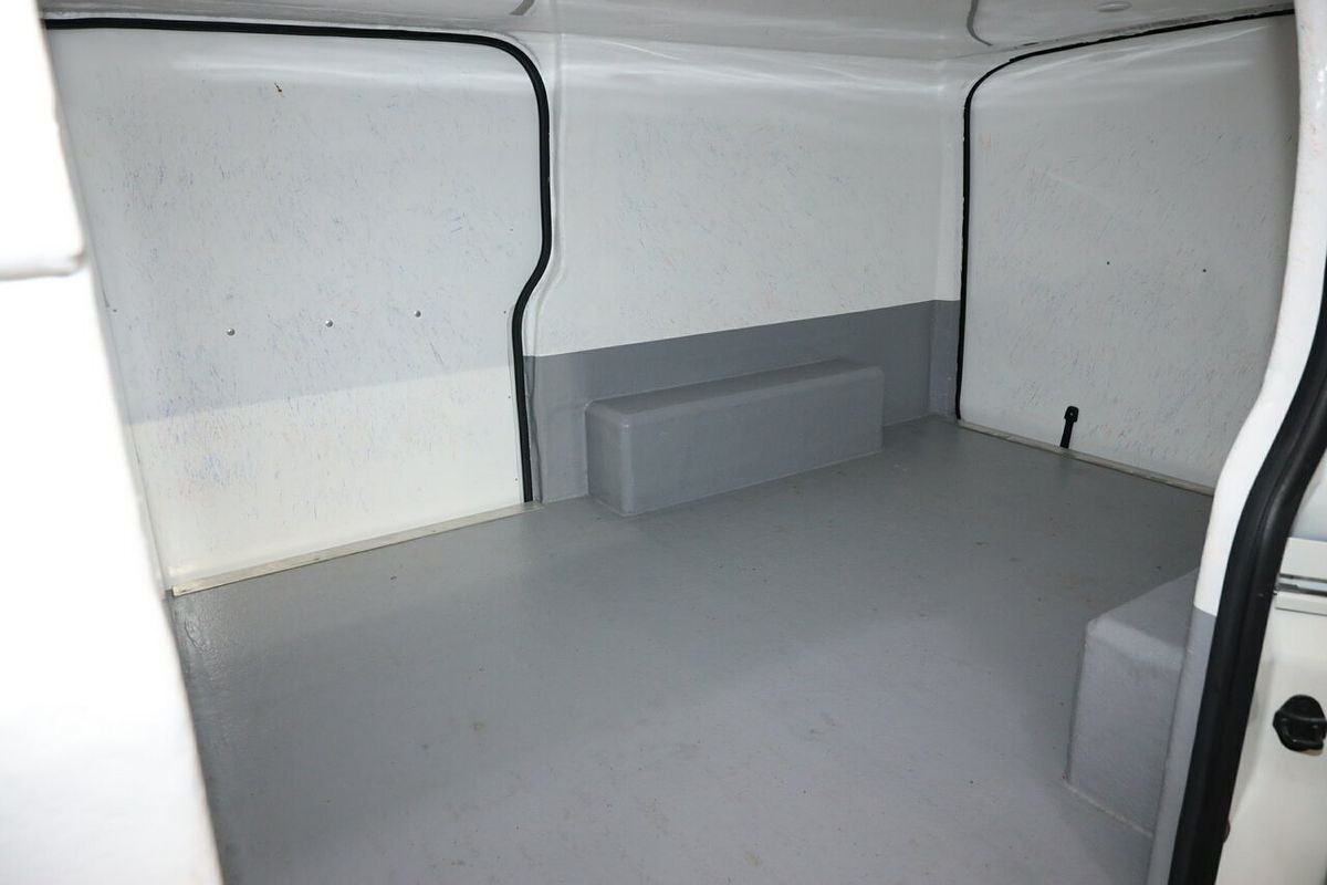 2022 Toyota Hiace GDH300R LWB