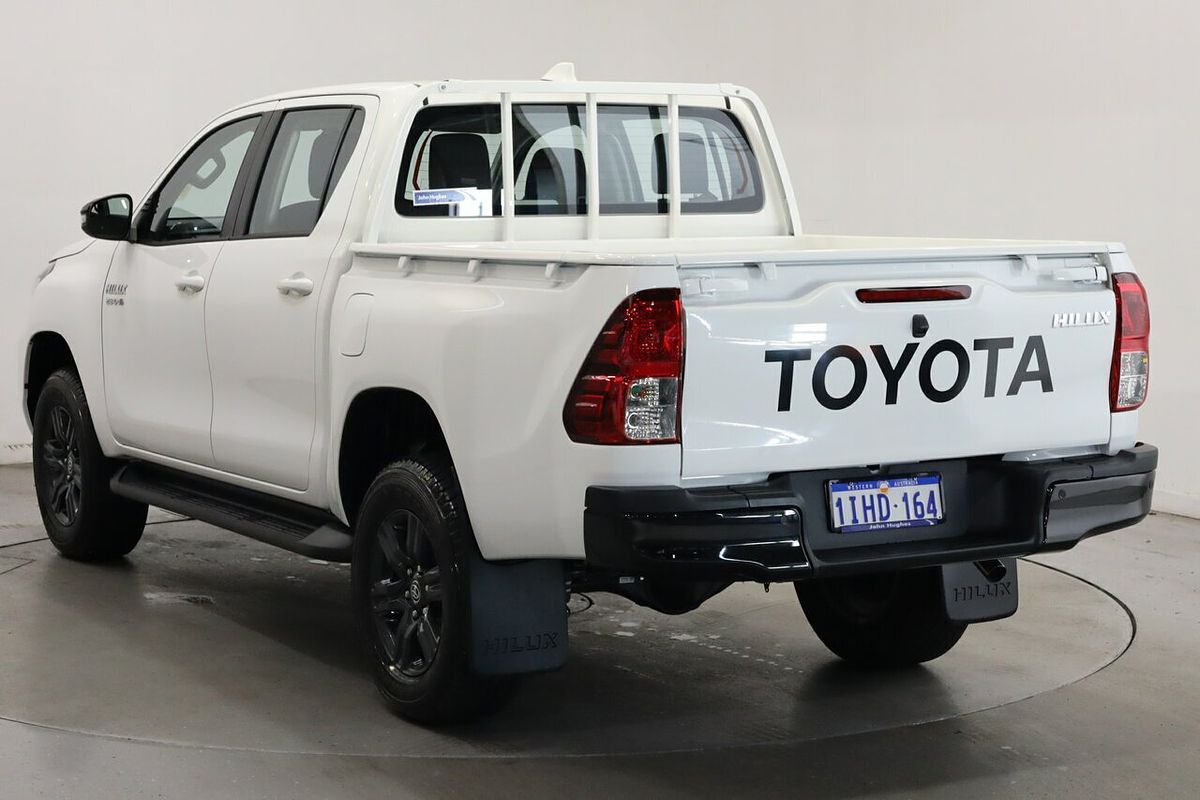 2024 Toyota Hilux SR GUN126R 4X4