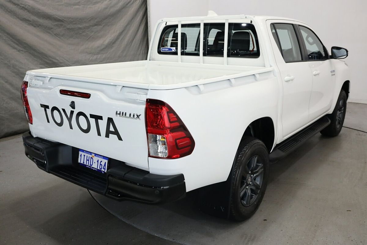 2024 Toyota Hilux SR GUN126R 4X4