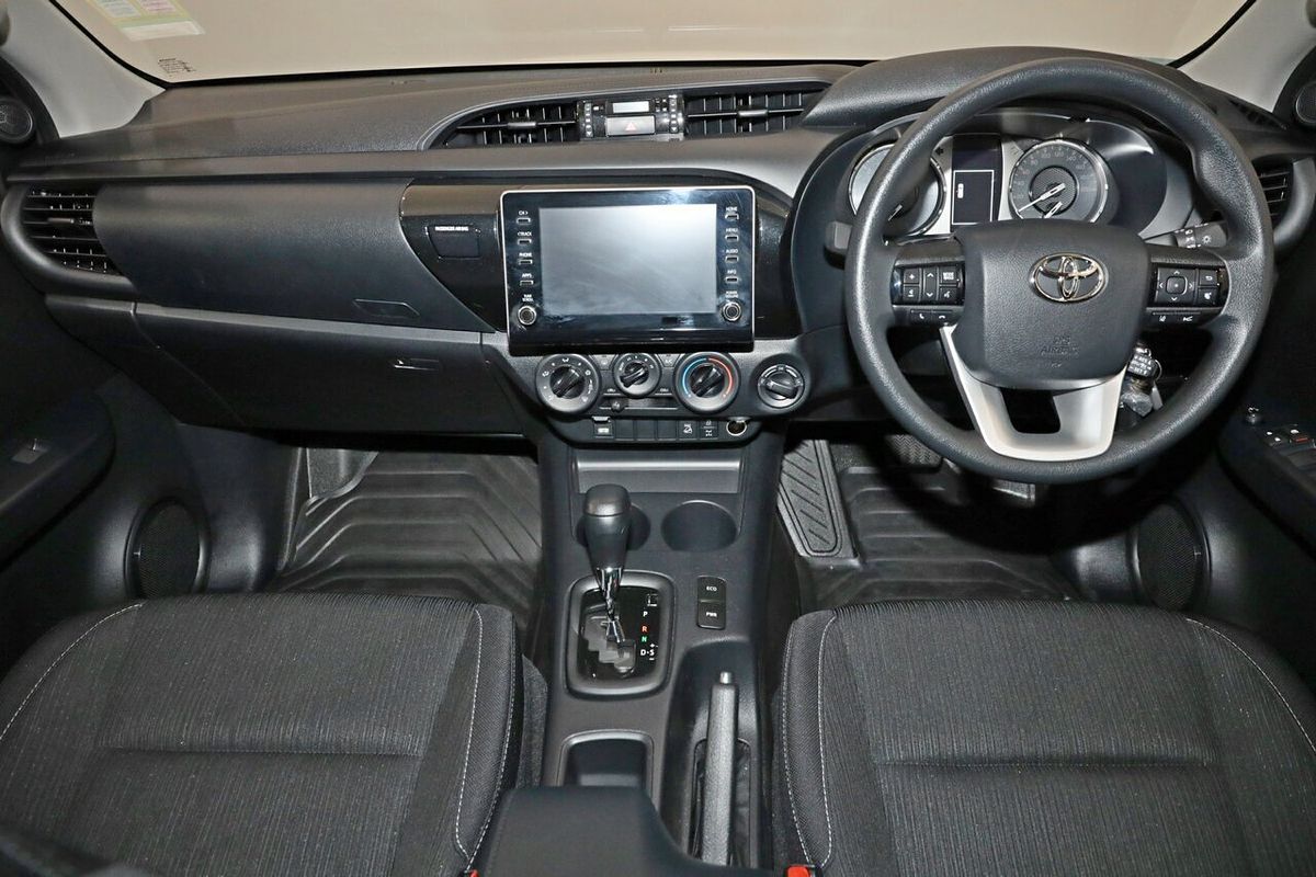 2024 Toyota Hilux SR GUN126R 4X4