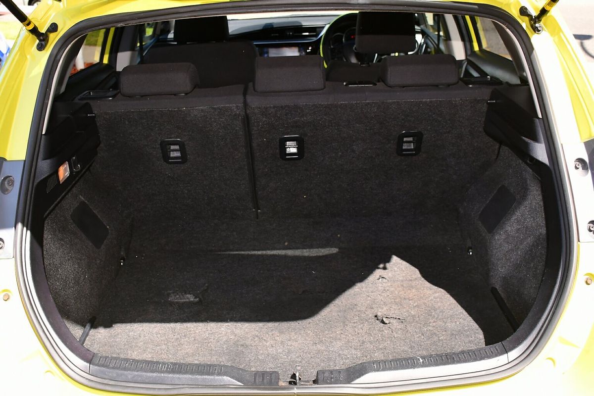 2017 Toyota Corolla Ascent Sport ZRE182R