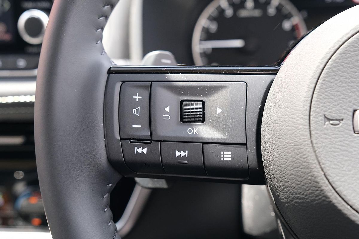 2024 Nissan X-TRAIL ST-L T33