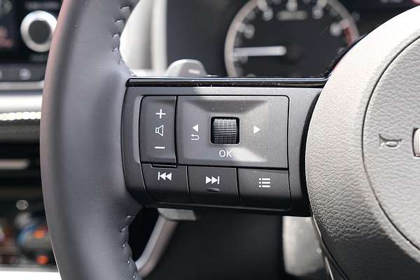 2024 Nissan X-TRAIL ST-L T33