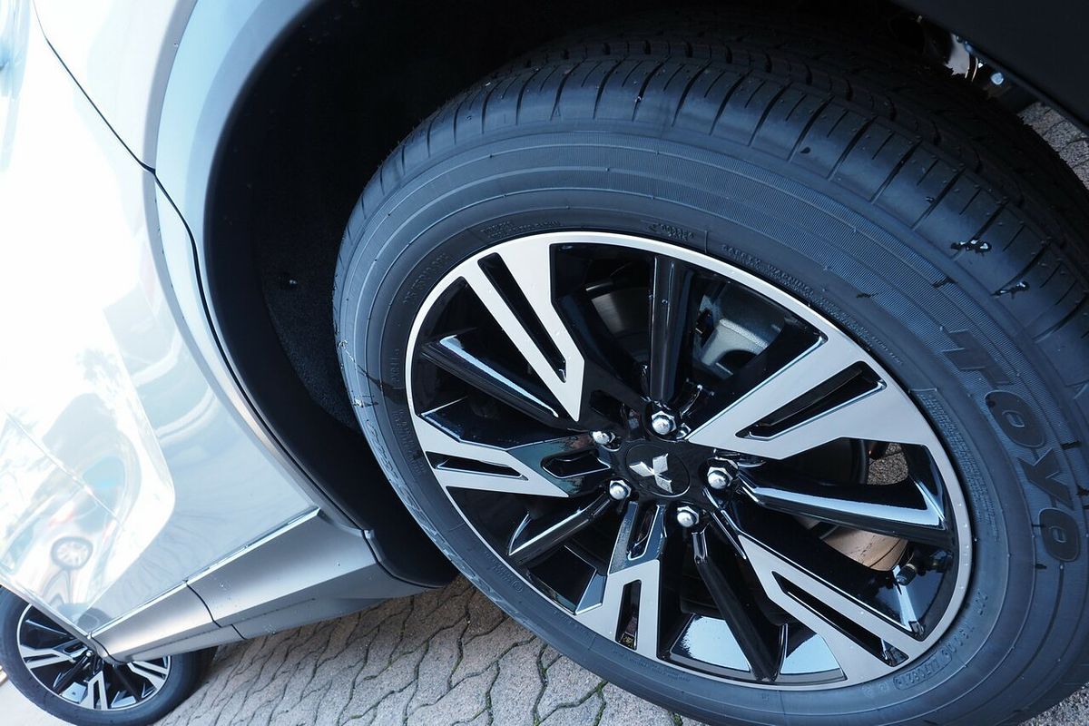 2024 Mitsubishi Eclipse Cross LS YB