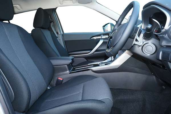 2024 Mitsubishi Eclipse Cross LS YB