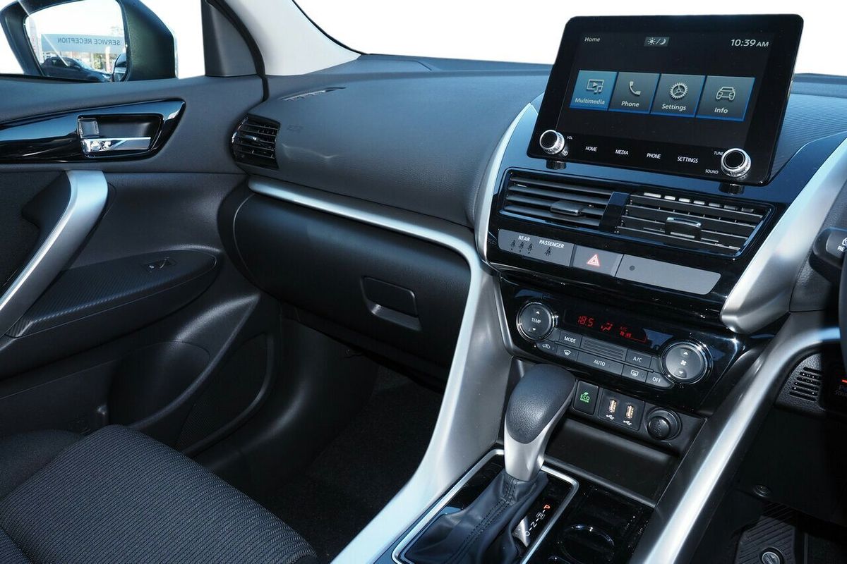 2024 Mitsubishi Eclipse Cross LS YB