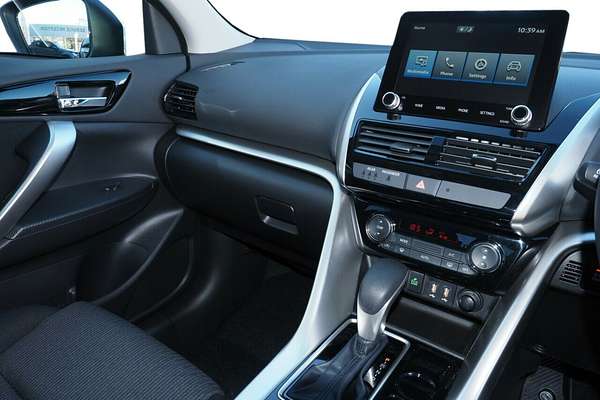 2024 Mitsubishi Eclipse Cross LS YB