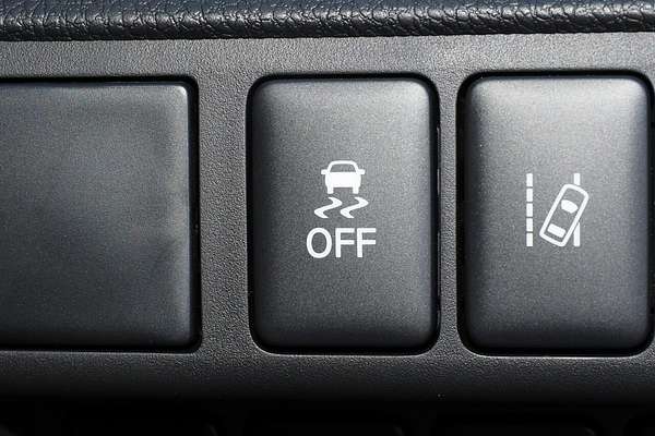 2024 Mitsubishi Eclipse Cross LS YB