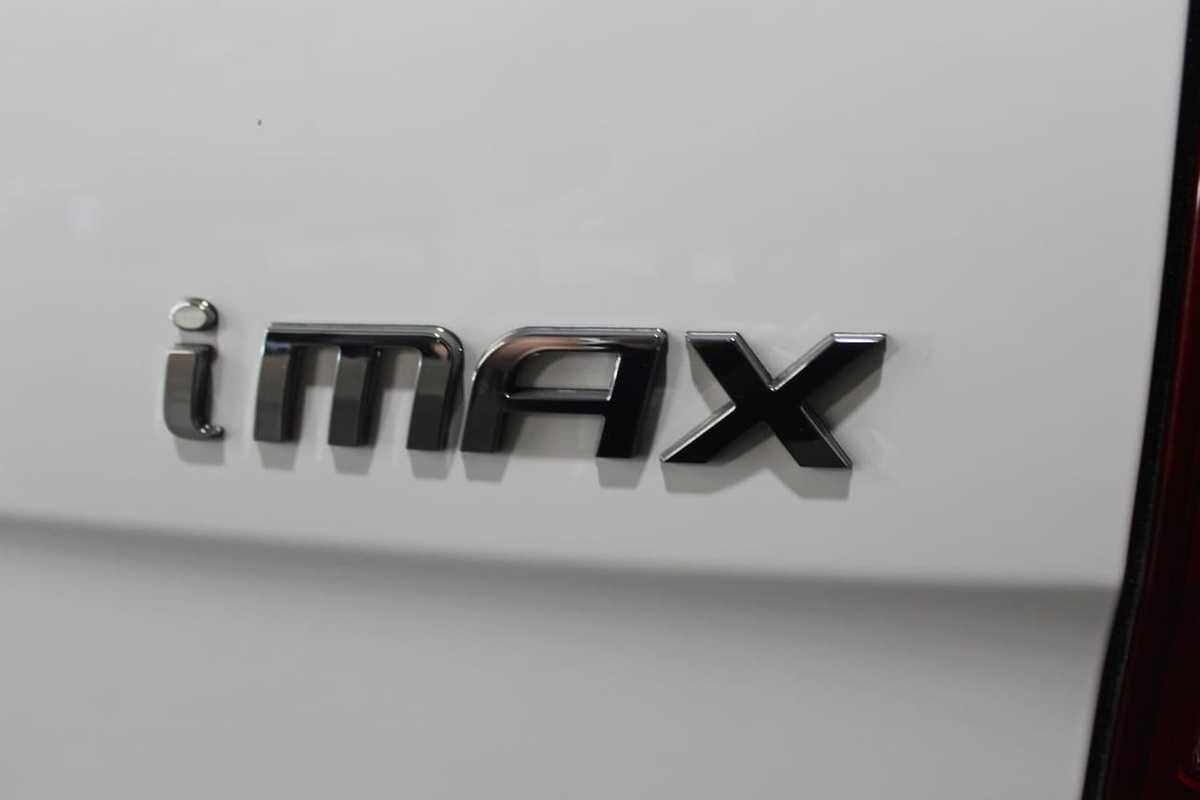 2016 Hyundai IMAX TQ3-W Series II