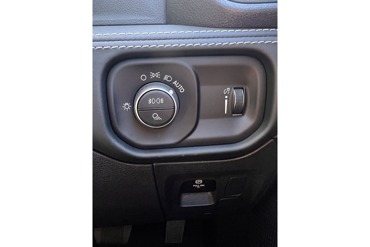 2023 RAM 1500 Big Horn DT 4X4 LWB